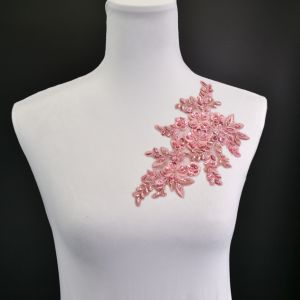 Aplique para vestido flores rosa antiguo - izquierda